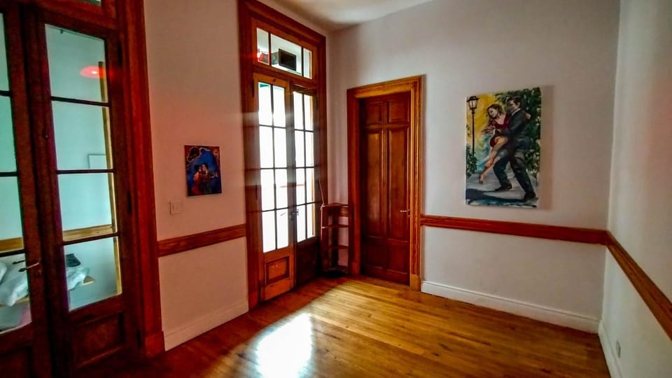 Elegante departamento en el corazón de Buenos Aires Apartment in Buenos Aires
