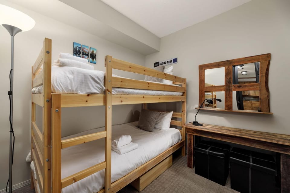 Spacious 3BR Condo in Whistler Apartment in Whistler