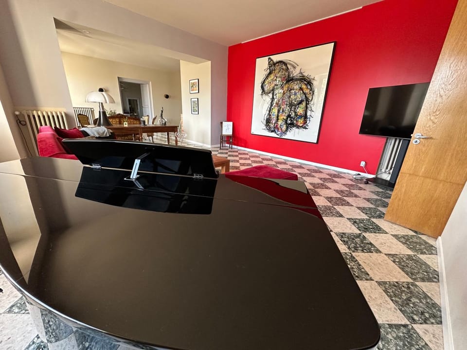 Communal lounge/ TV room, Living room, Evening entertainment
