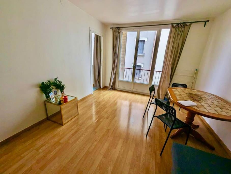 Chambre au Cœur Grenoble - Calme & Tout Equipé avec WIFI Apartment in Grenoble