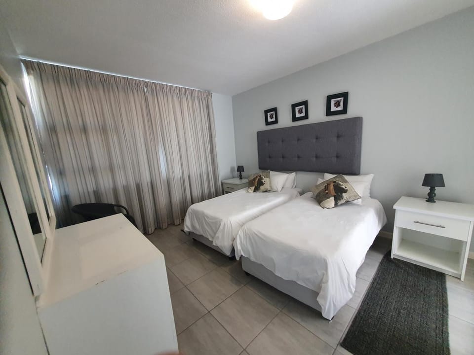 Bed, Bedroom, Sea view