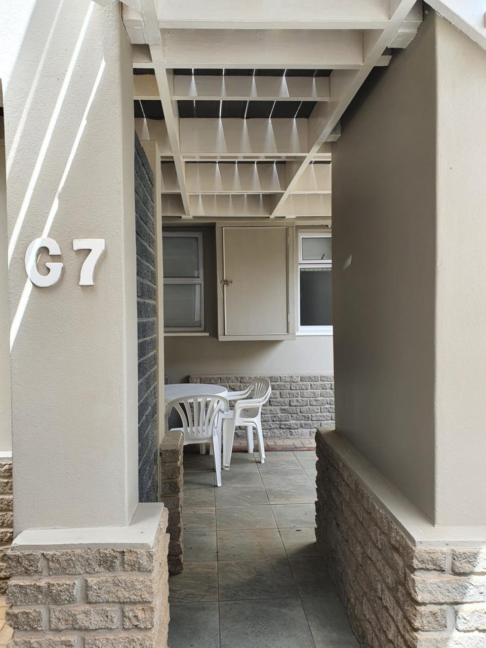 Patio, Facade/entrance