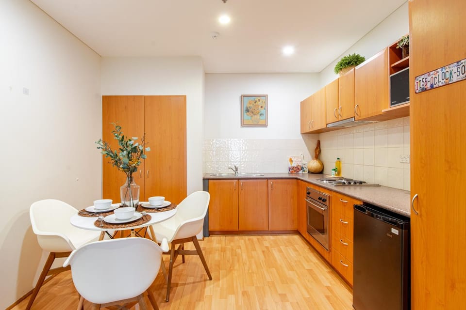 Dining area, oven, kitchen
