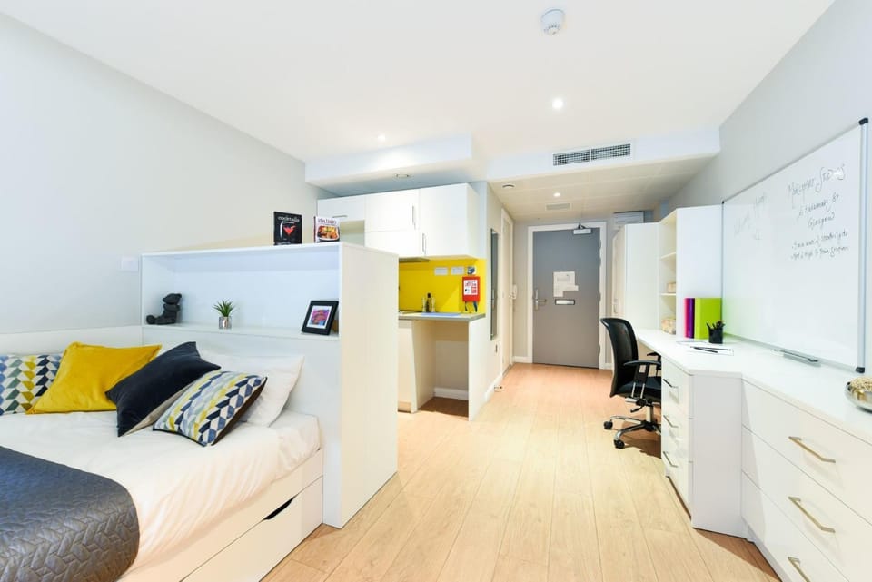 Student Only Merchant Studios in Glasgow Apartment in Glasgow