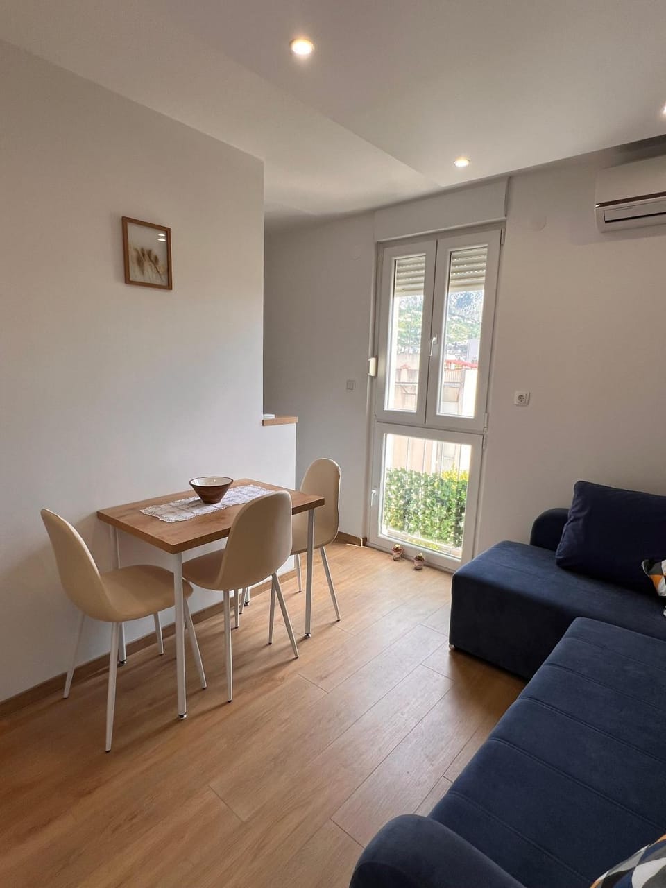 Petra1 Apartment in Omiš bus station