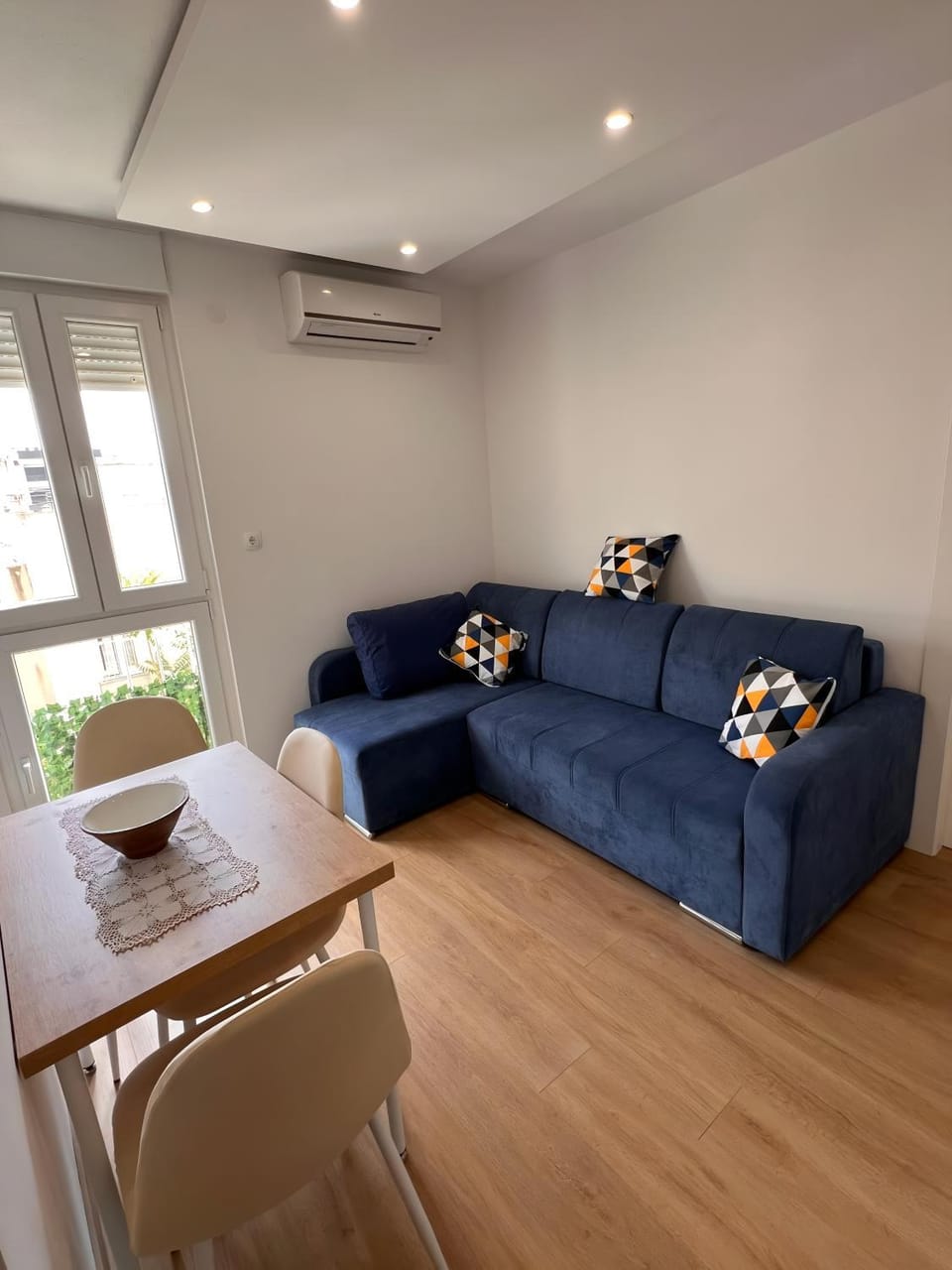 Petra1 Apartment in Omiš bus station