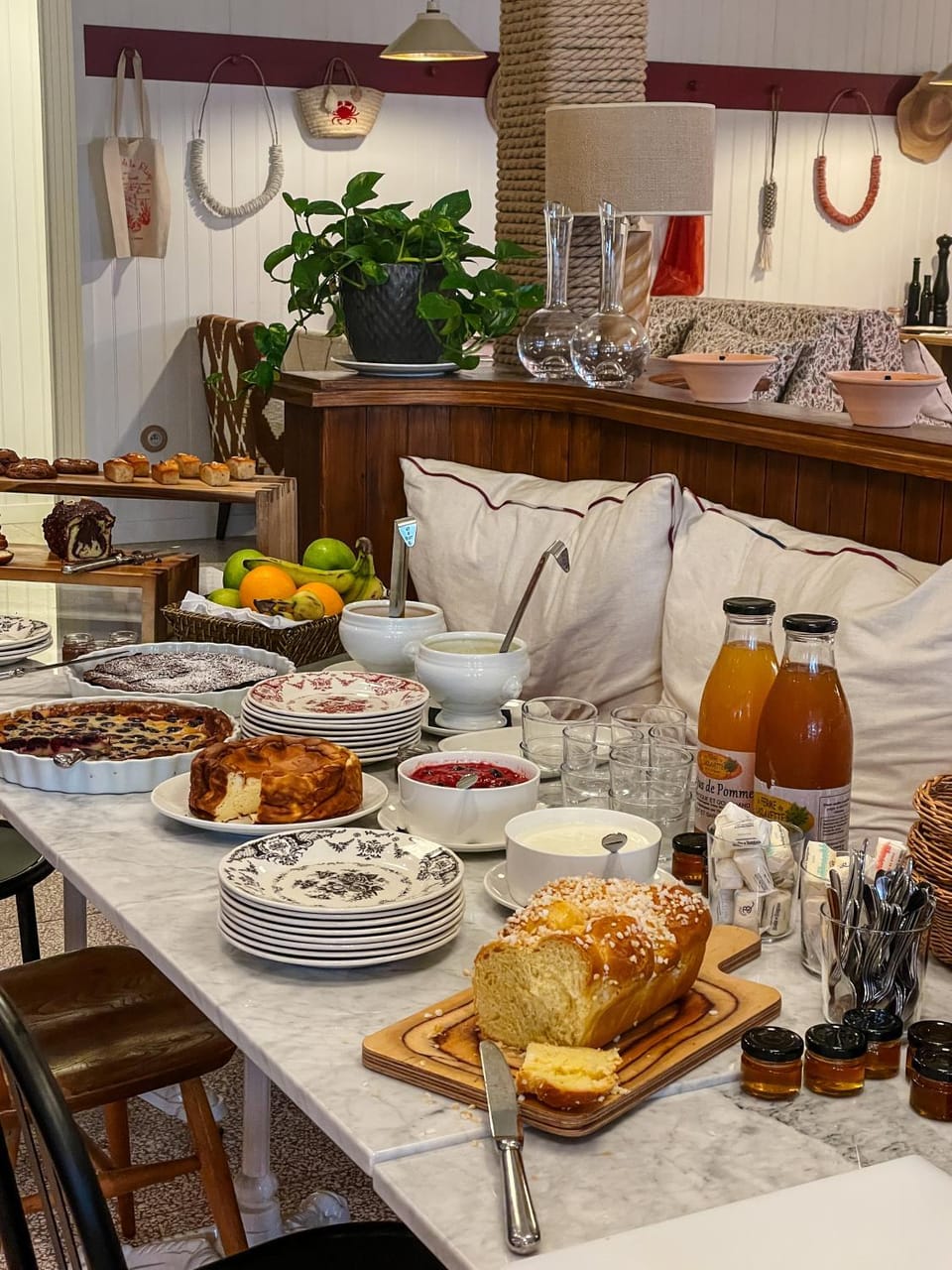 Breakfast, Buffet breakfast