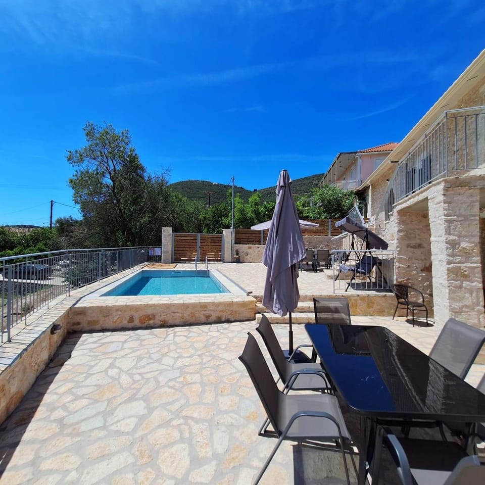 Property building, Patio, Day, Natural landscape, View (from property/room), Balcony/Terrace, Mountain view, Pool view, Swimming pool, sunbed