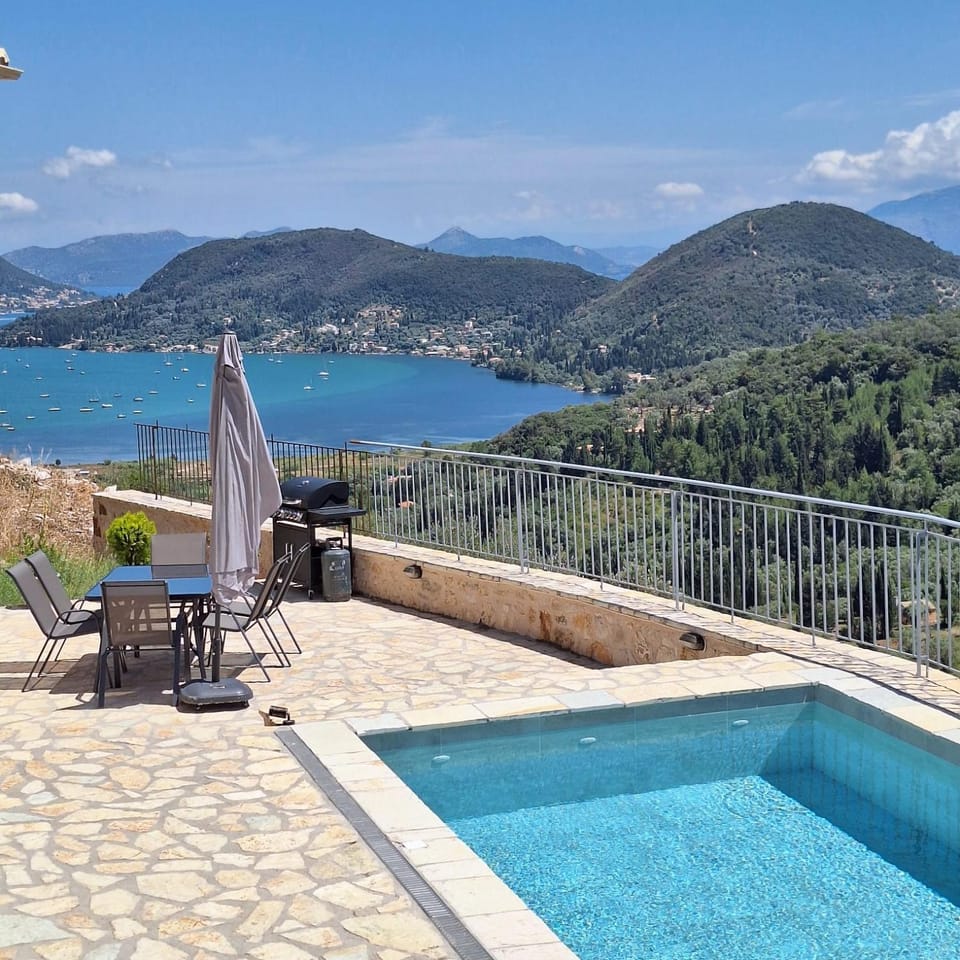 Day, Natural landscape, View (from property/room), Balcony/Terrace, Mountain view, Pool view, Sea view, Swimming pool