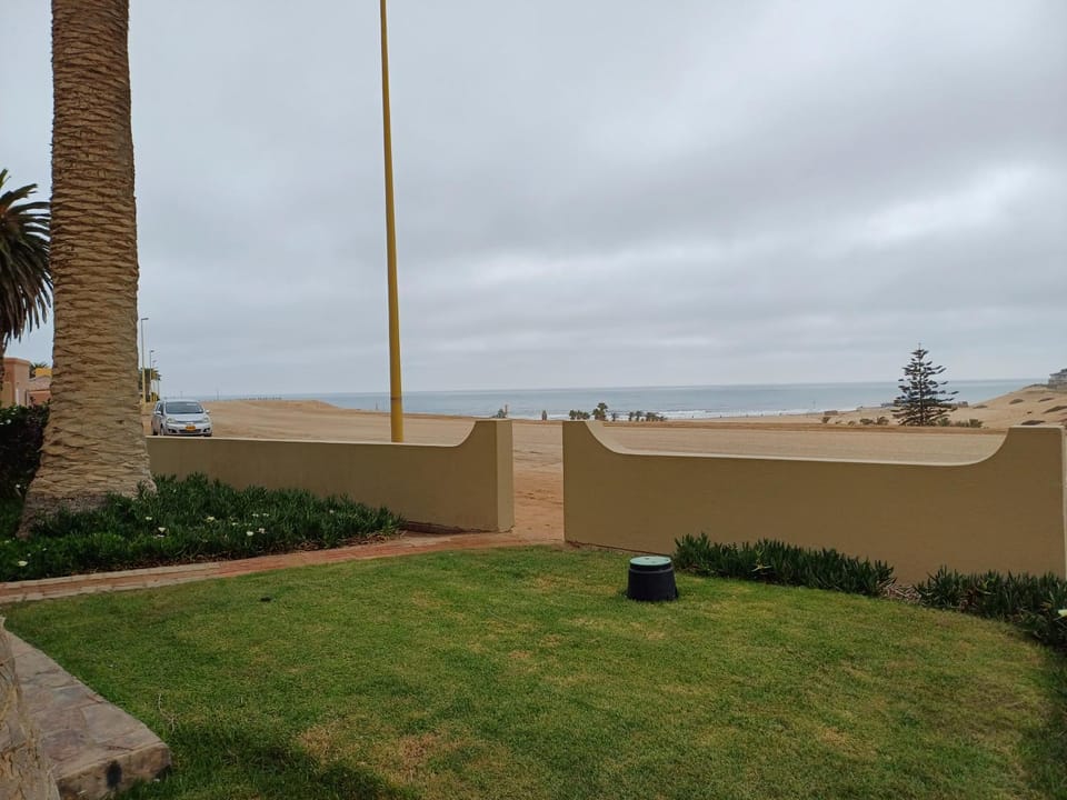 Garden view, Sea view