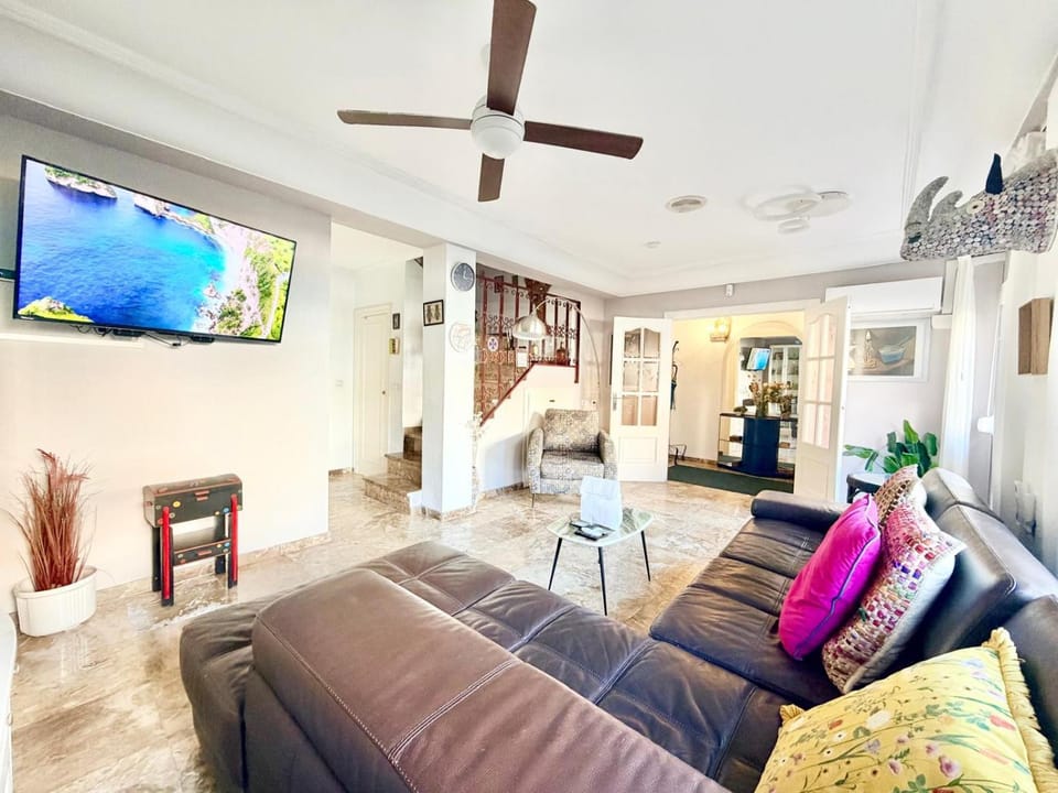 Macarena House & Chill Out House in Benidorm