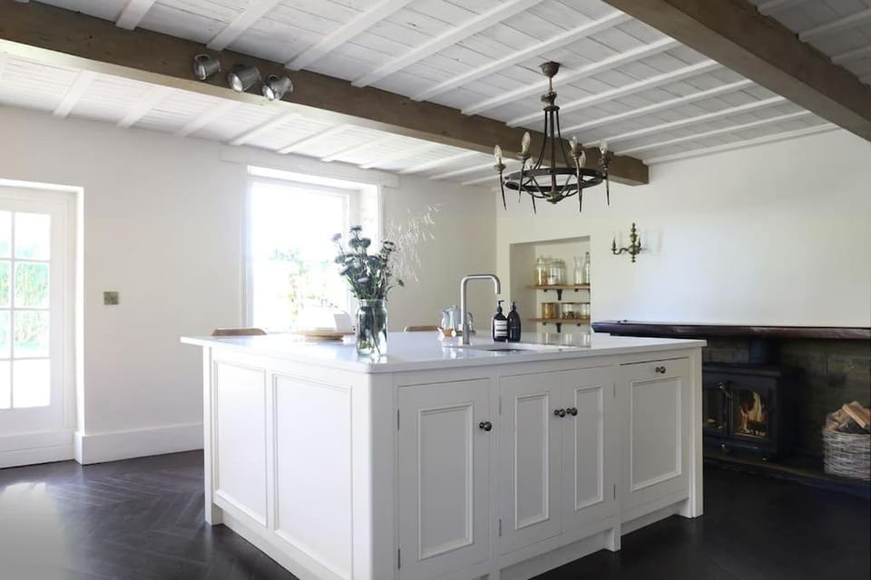 Idyllic Grade II Listed country farmhouse in AONB House in Ribble Valley District