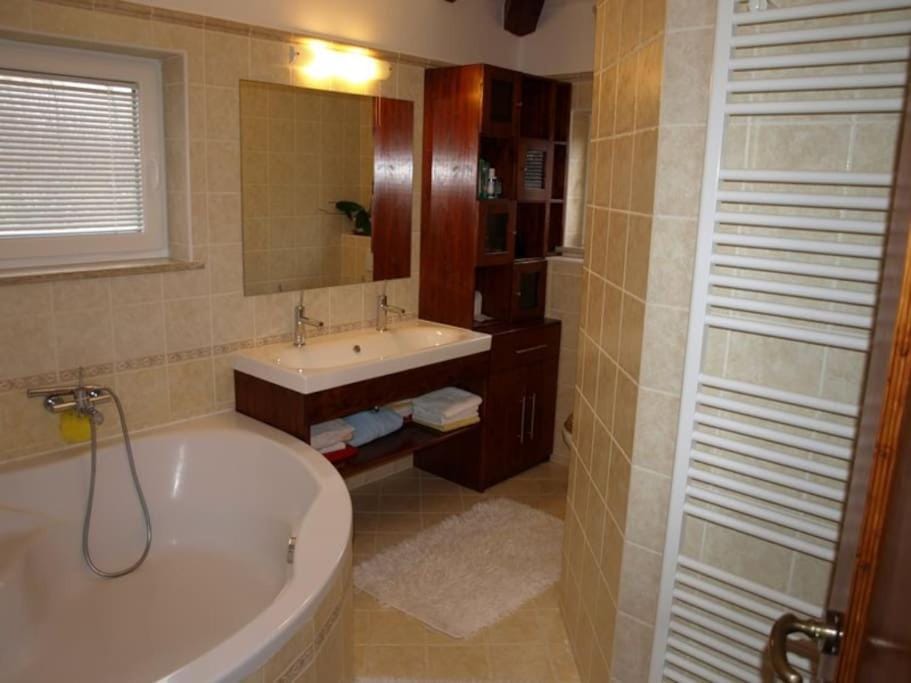 Hot Tub, Bathroom, Bath