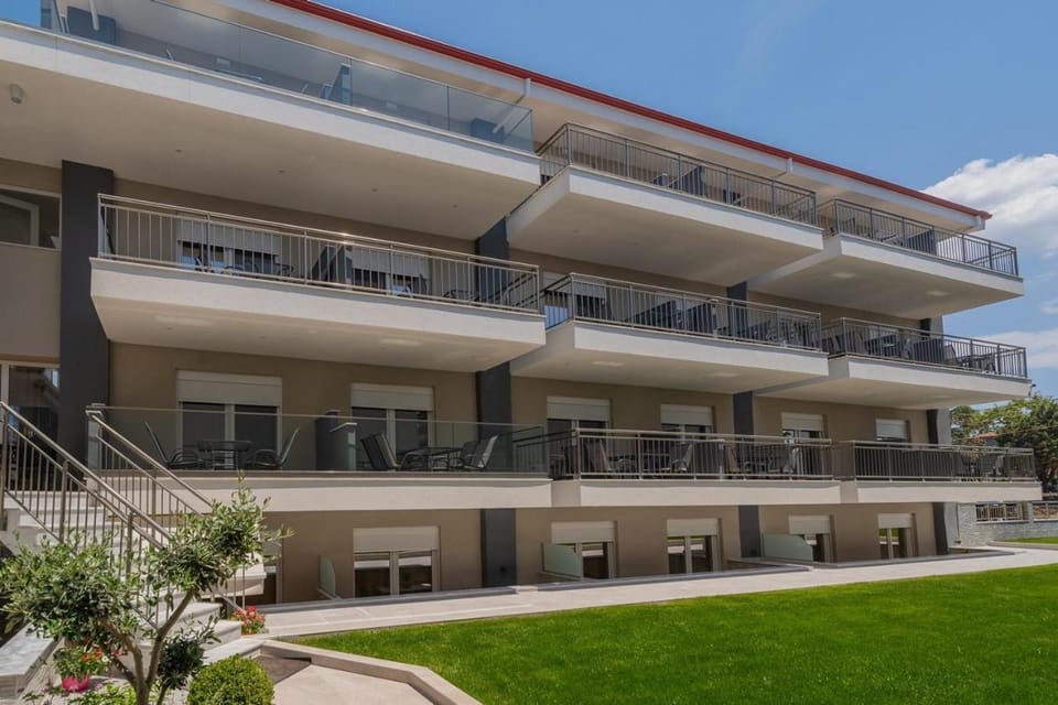 OASIS luxury apartments and rooms nikiti Apartment in Nikiti
