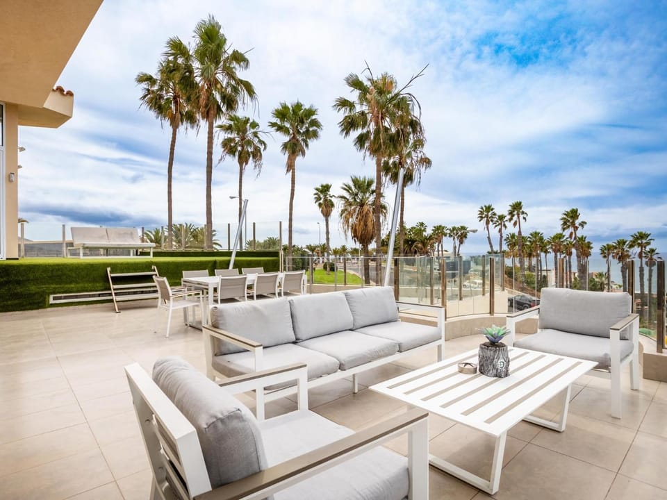 Day, Balcony/Terrace, Seating area