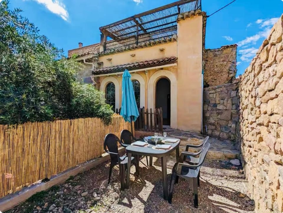 Patio, Garden, Balcony/Terrace, Balcony/Terrace