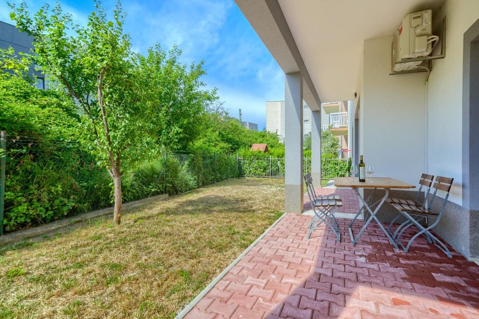 Garden, Balcony/Terrace, Garden view