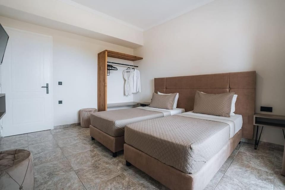 Bed, Bedroom, wardrobe