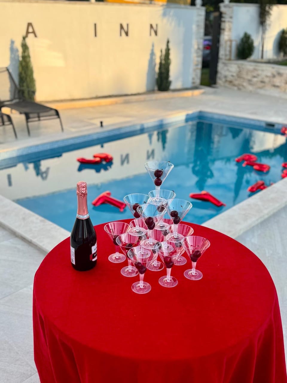 Utopia Inn უტოპია ინნ Chalet in Batumi