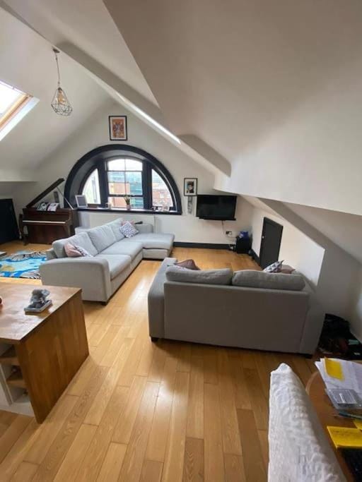 TV and multimedia, Living room