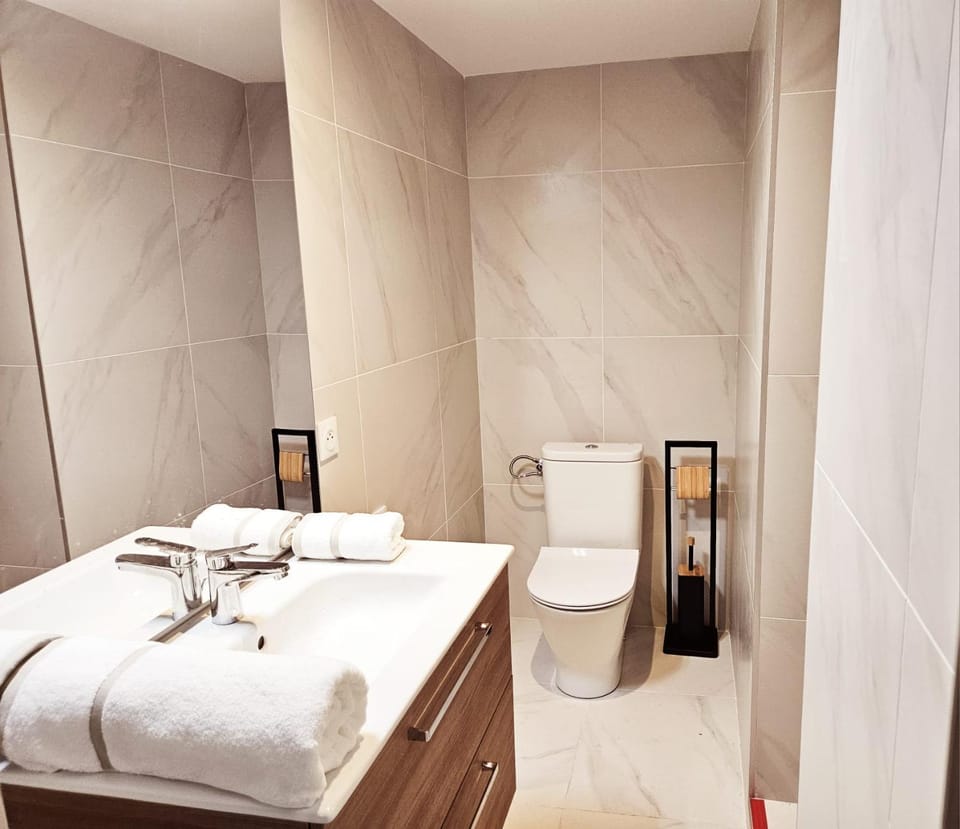 Toilet, Bathroom