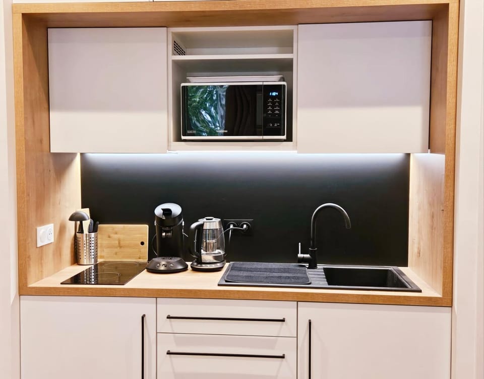 Coffee/tea facilities, Kitchen or kitchenette