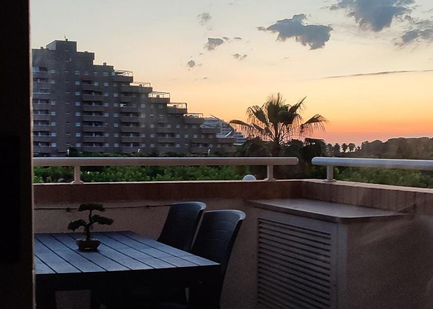View (from property/room), Balcony/Terrace, Dining area, Sunrise