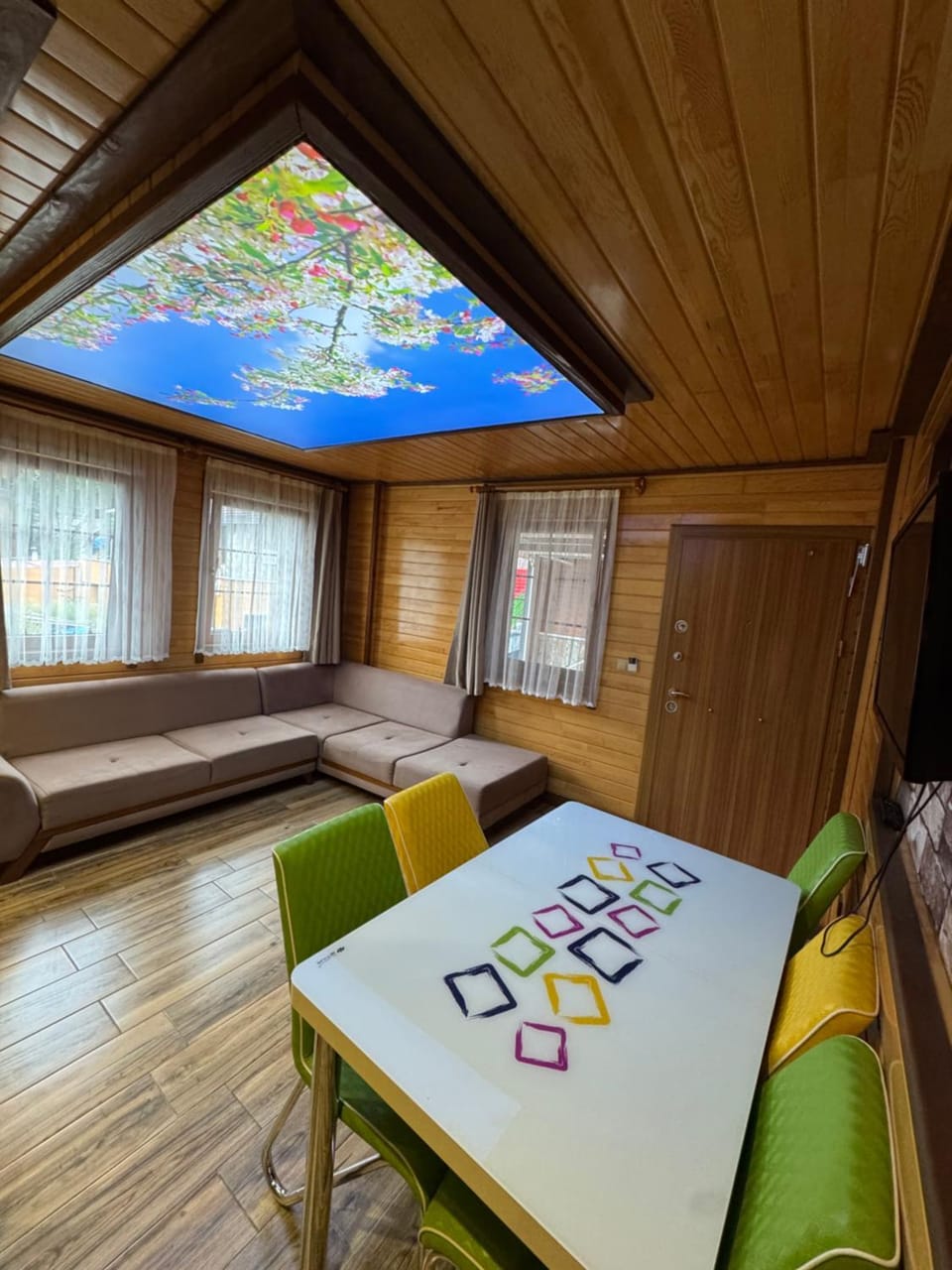 TV and multimedia, Living room