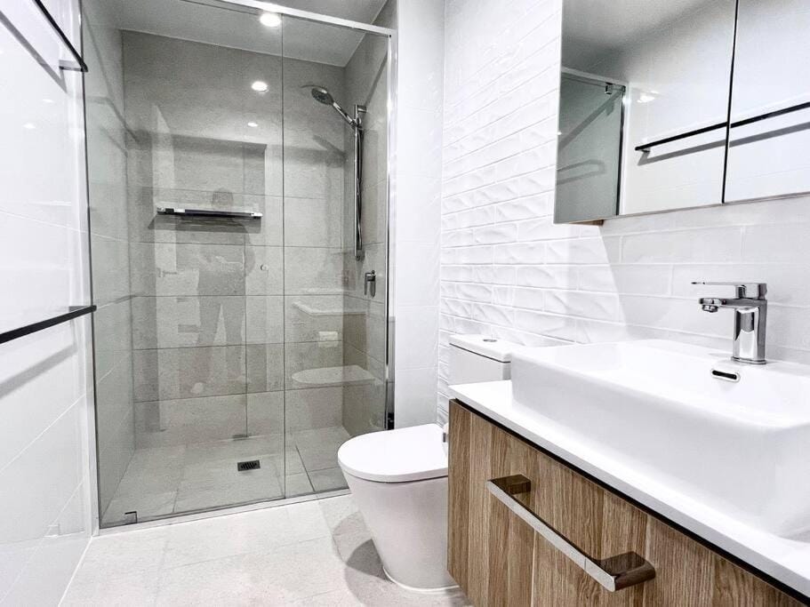 Shower, Bathroom