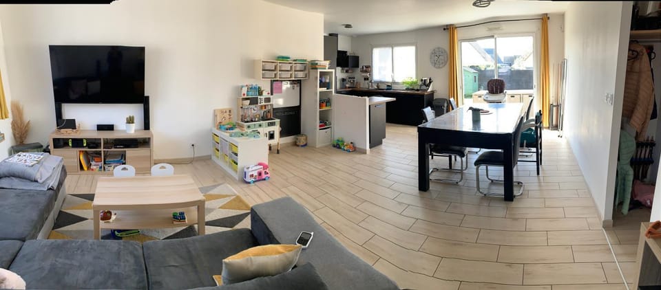 TV and multimedia, Living room, Dining area