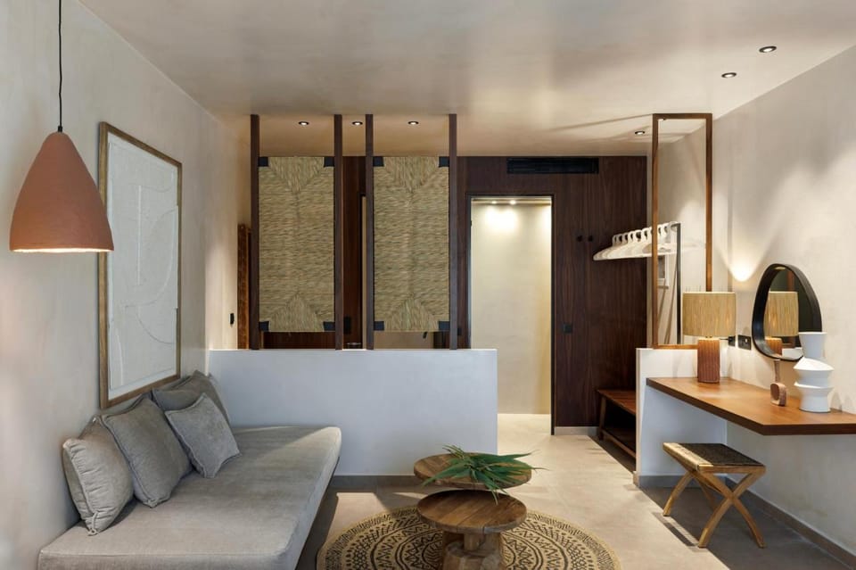 Living room, Photo of the whole room, Seating area