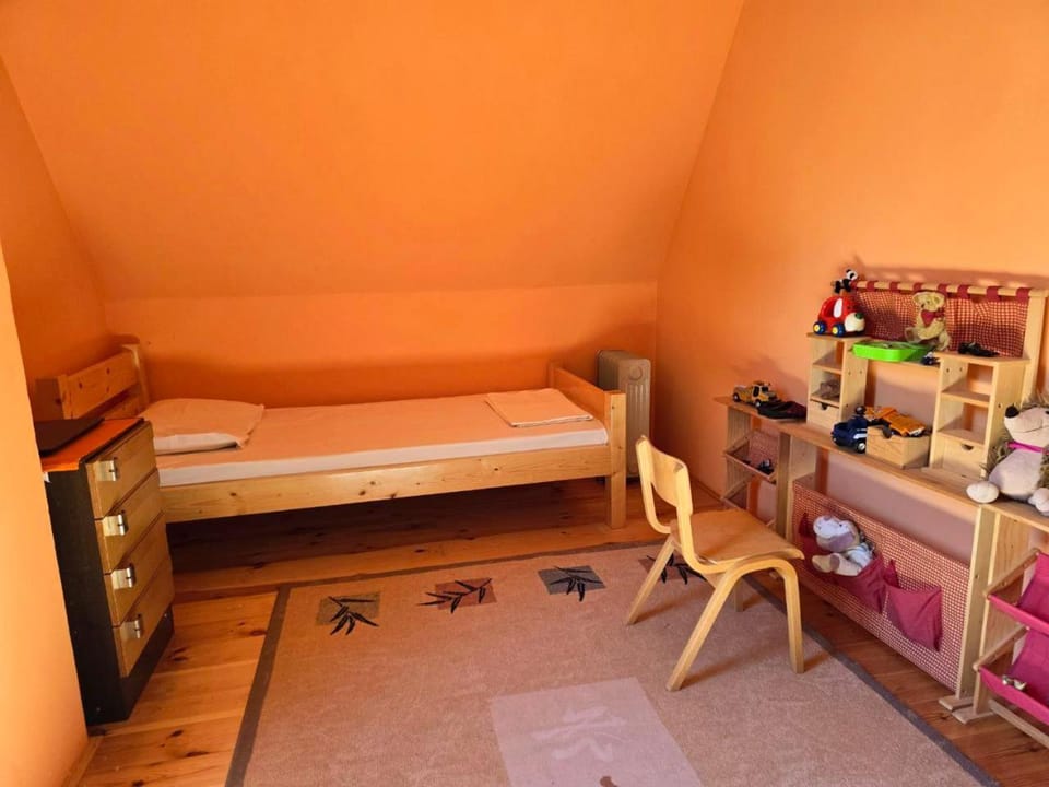 Enchanting chalet amidst impressive nature House in Montenegro