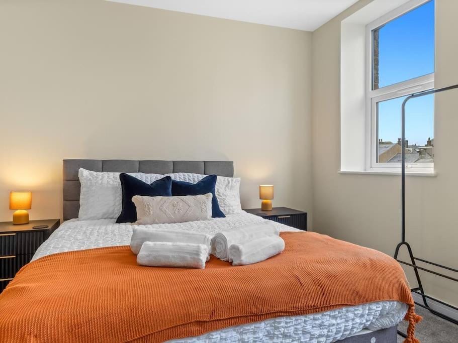 The Penthouse - Crosby St 2 Bed Apartment in Allerdale District