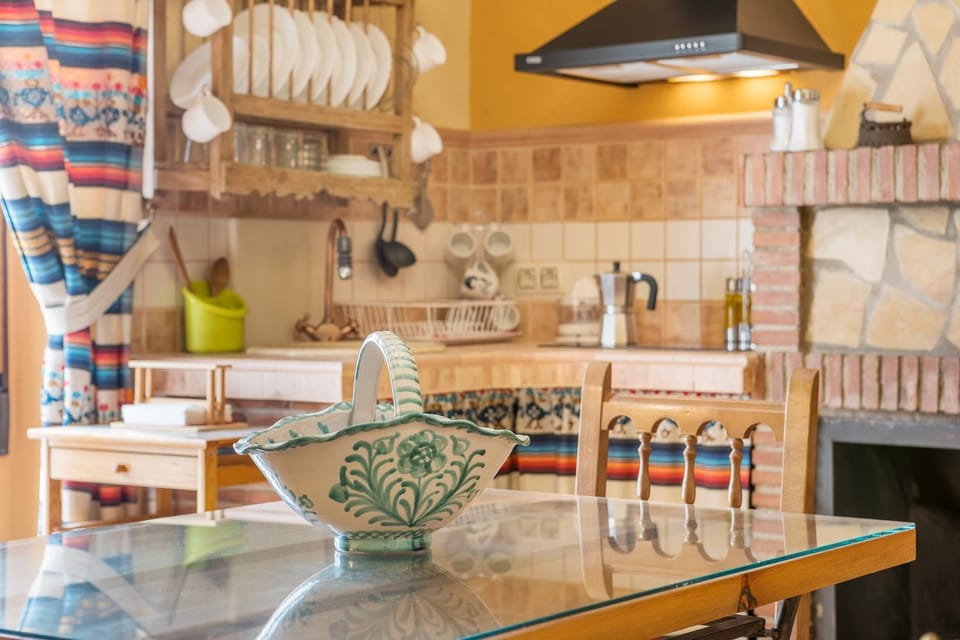 Property building, Kitchen or kitchenette, Living room
