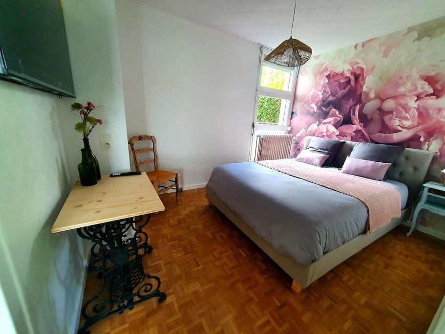 Les Pivoines Apartment in Jura