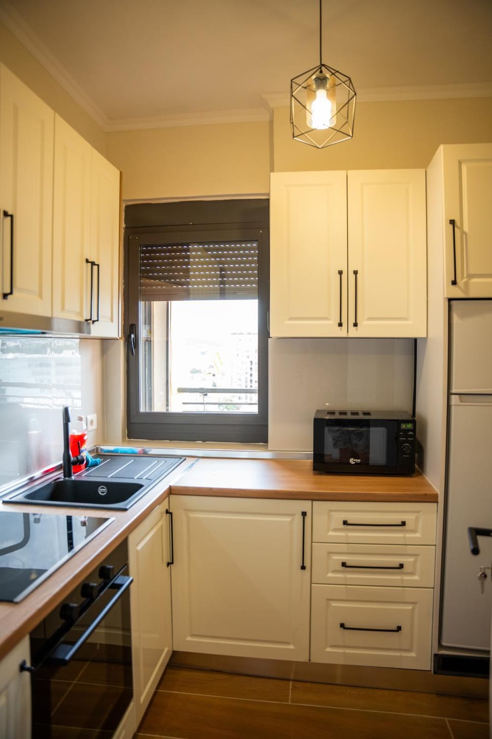 Kitchen or kitchenette, oven, toaster