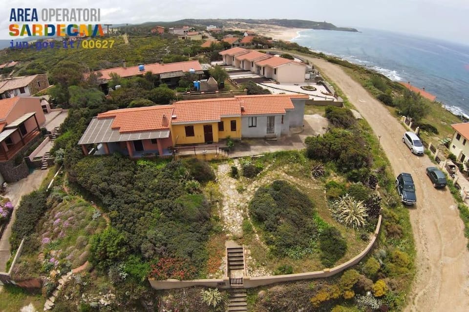 Property building, Neighbourhood, Bird's eye view, Sea view