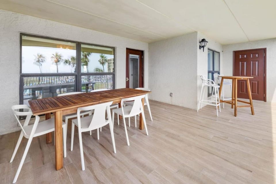 Balcony/Terrace, Dining area
