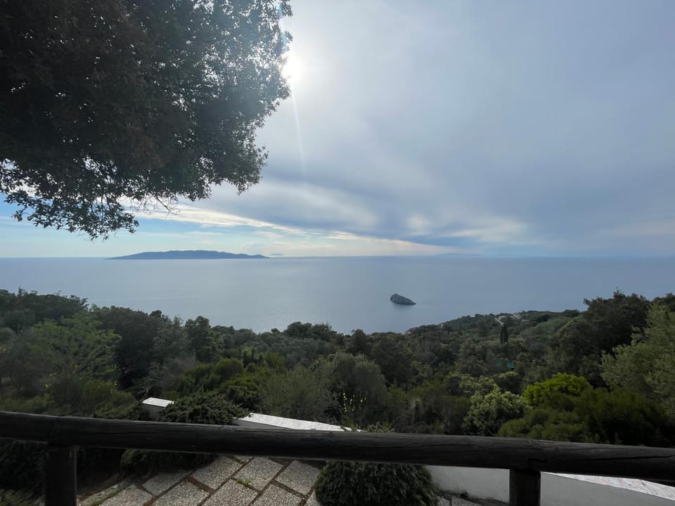 Day, Natural landscape, Mountain view, Sea view