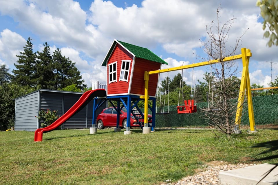Ruža vetrova House in Serbia