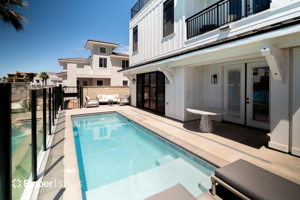 Edgewater at Desert Color (by Ember Stays) House in St George