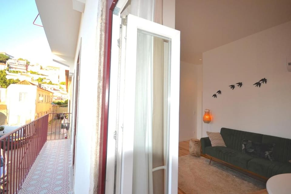 Try Lisbon Mouraria Apartment in Lisbon