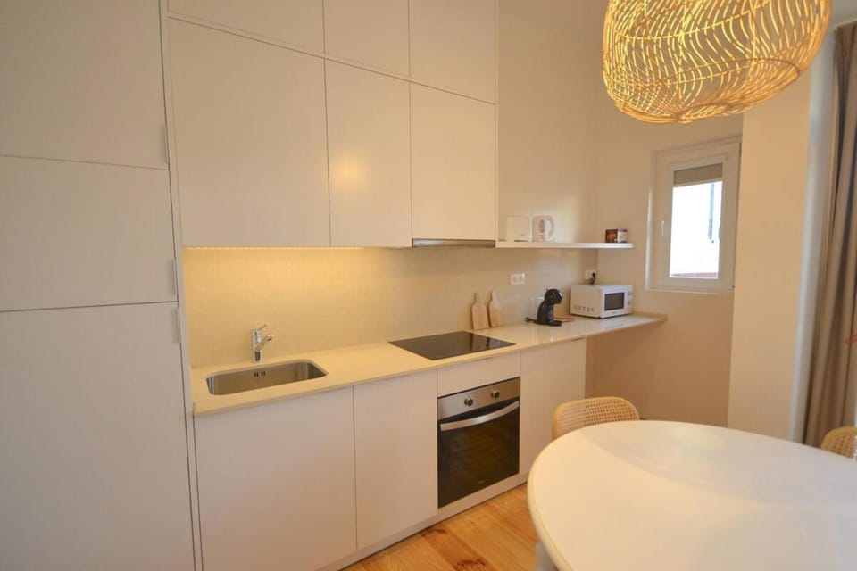 Try Lisbon Mouraria Apartment in Lisbon
