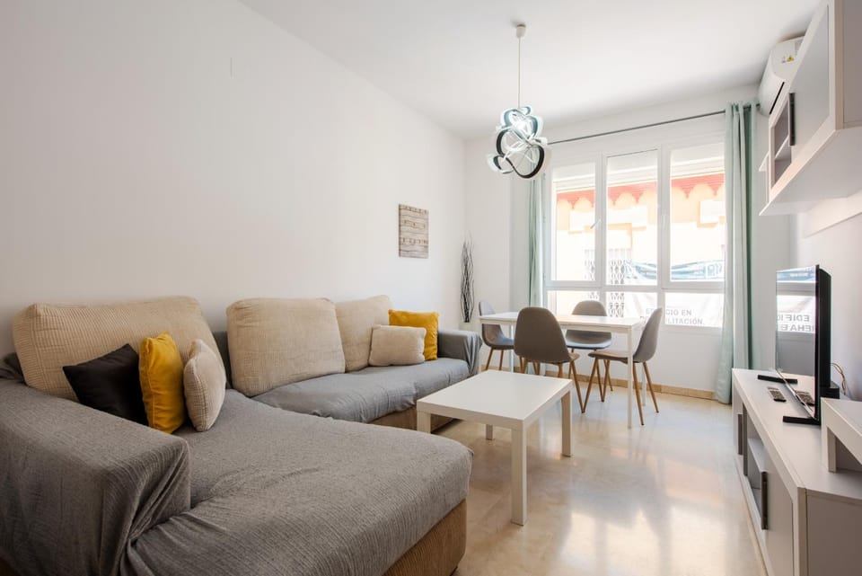 Kitchen or kitchenette, Living room, Seating area