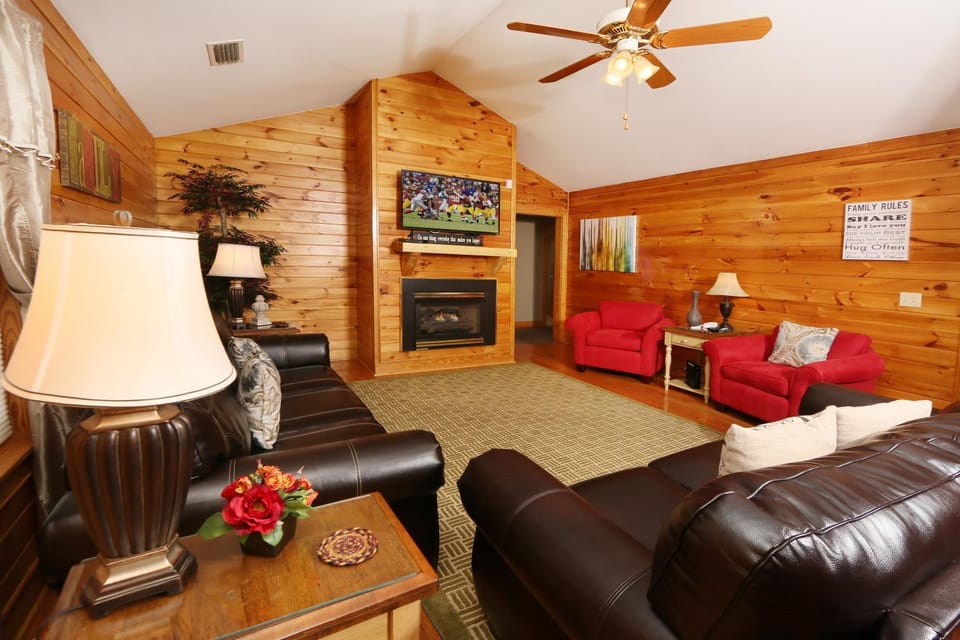 Pinnacle View 7A by Eden Crest Chalet in Pigeon Forge