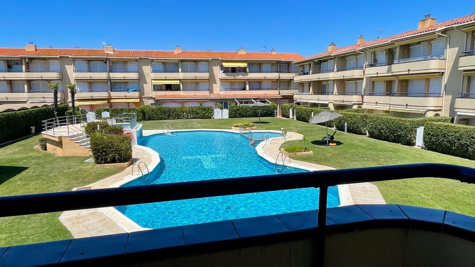 Pool view