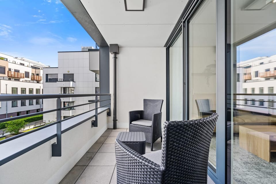 Property building, Patio, Day, View (from property/room), Balcony/Terrace, Seating area