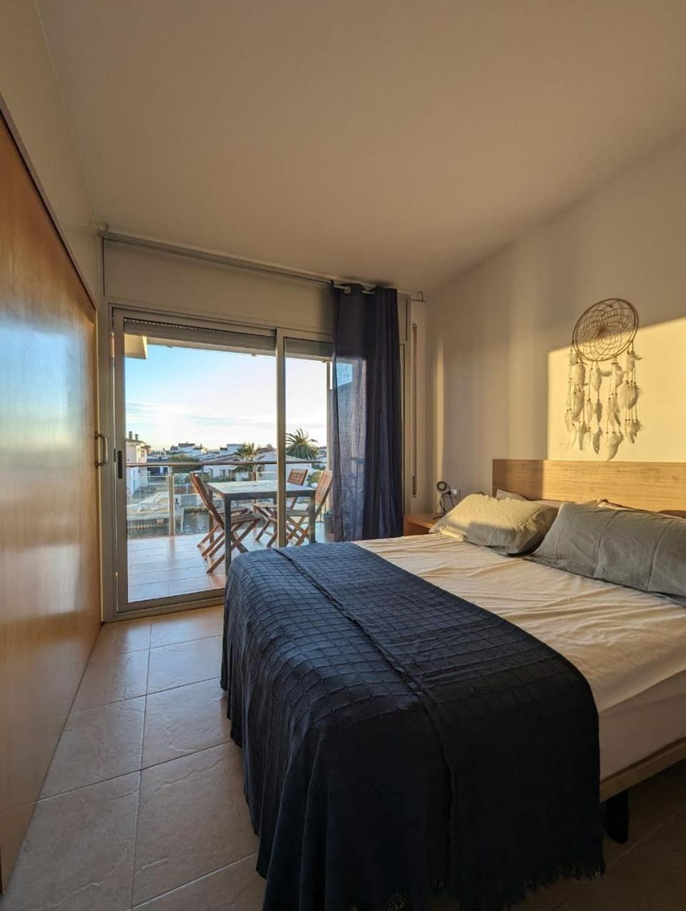 Apartamento en Roses vistas al canal Apartment in Roses