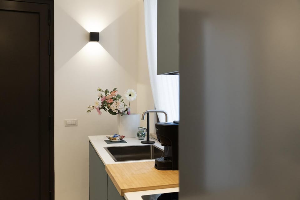 Kitchen or kitchenette, stove