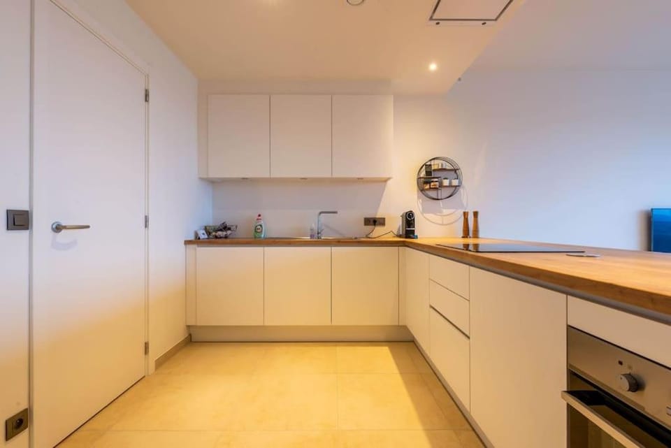 Casa Matti - Modern Apartment with Canal View and Terrace Apartment in Ghent